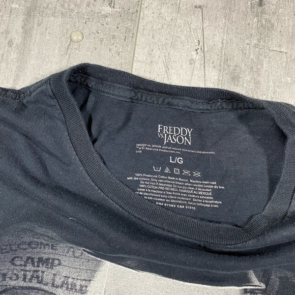 Freddy vs Jason Horror Movie Tee Shirt - Picture 4 of 6